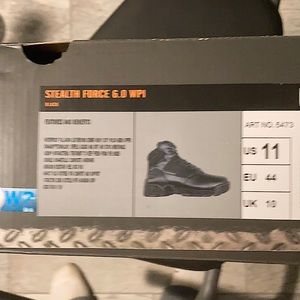New magnum police style boots